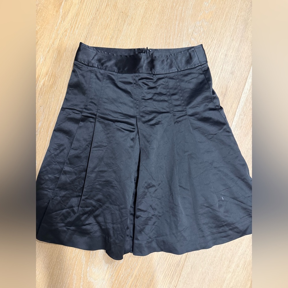 Theory pleated skirt